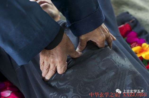 推拿结合穴位贴敷治疗小儿积滞【推拿】 推拿结合穴位贴敷治疗小儿积滞【推拿】