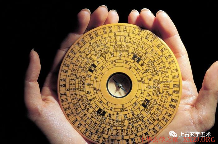 用罗盘定向须知【相宅】 用罗盘定向须知【相宅】