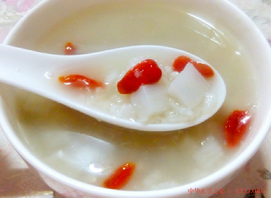 这碗粥，可扶正健脾，又可利湿消肿，还能除心烦！