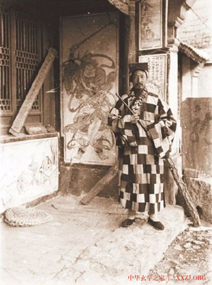 实拍,百年前中国道士的真实形象,真正的仙风道骨! 实拍,百年前中国道士的真实形象,真正的仙风道骨!