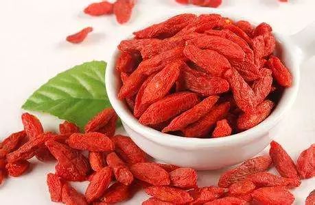 气血不足脸色差, 喝碗素食五红汤 气血不足脸色差, 喝碗素食五红汤