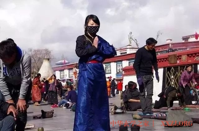 108拜是最好的“经络运动”!每天108拜,身心两相宜,百病去无踪! 108拜是最好的经络运动!每天108拜,身心两相宜,百病去无踪!