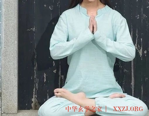 每个人打坐都会有排除病灶的阶段反应 每个人打坐都会有排除病灶的阶段反应